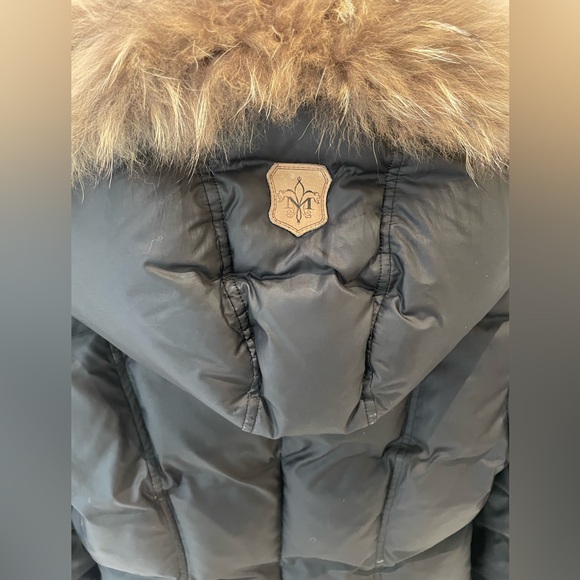 Mackage Down-filled coat with fur trimmed hood - size small - Picture 8 of 10